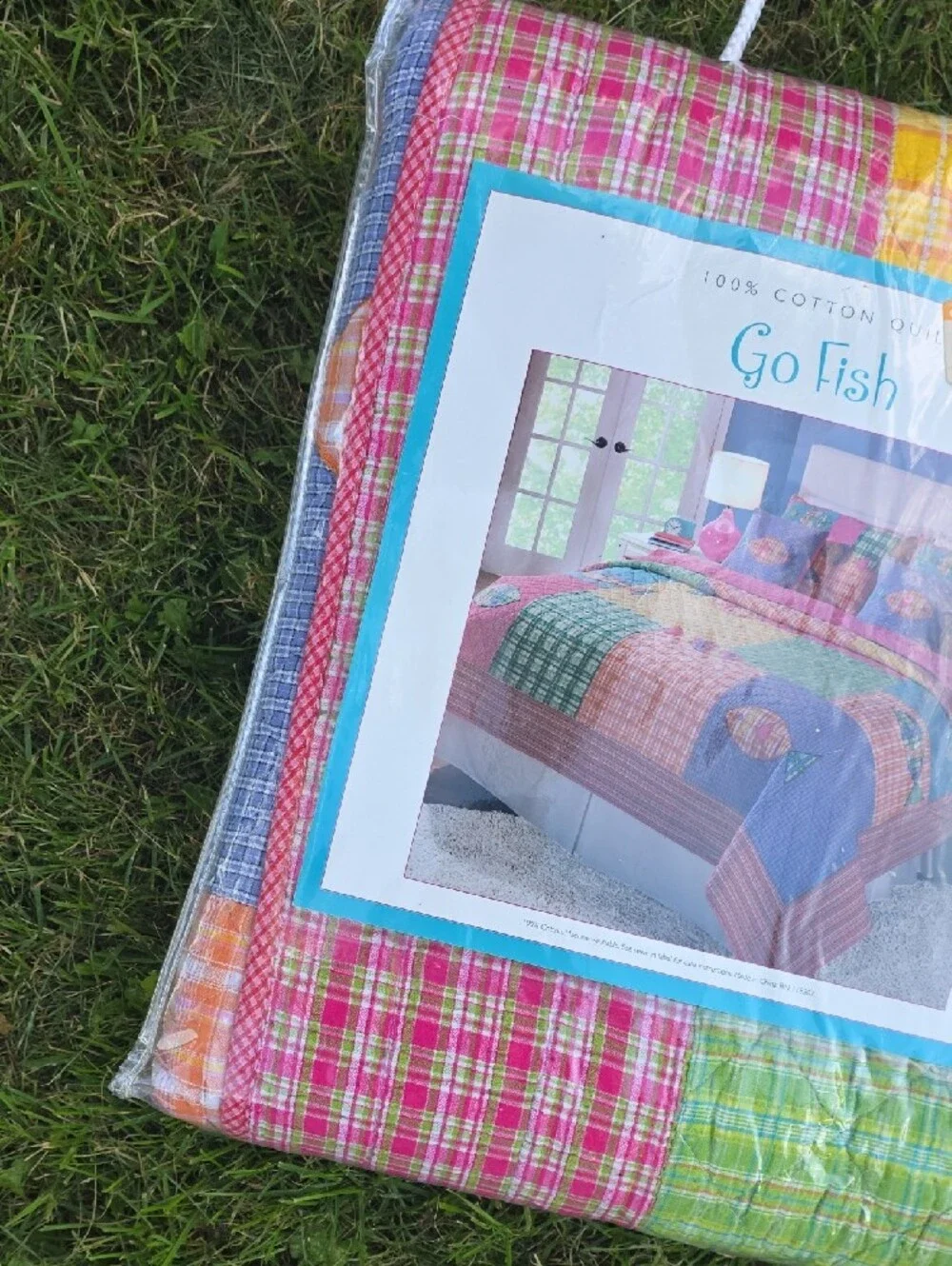 Cotton Quilt in Pink and Multicolor Plaid, Twin